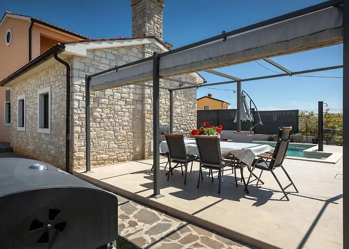 Istra Βίλα Kaštelir