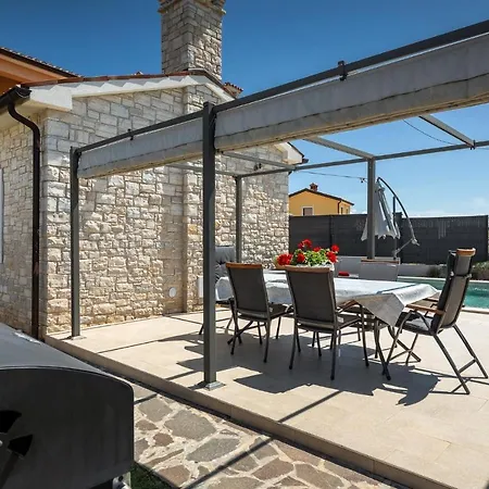 Istra Villa Kastelir